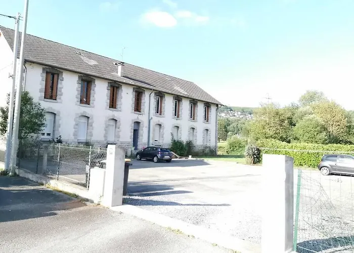 Le Bohemien *studio 30m²*wifi*parking Prive*calme *